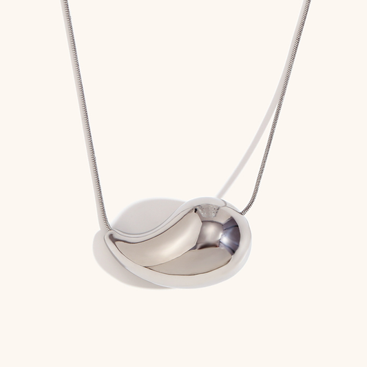 Nia Silver Necklace